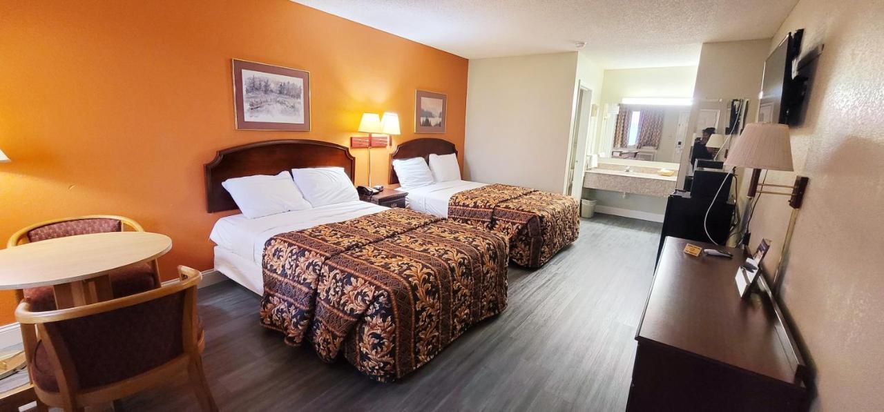 Regency Travel Inn Hayti Kültér fotó