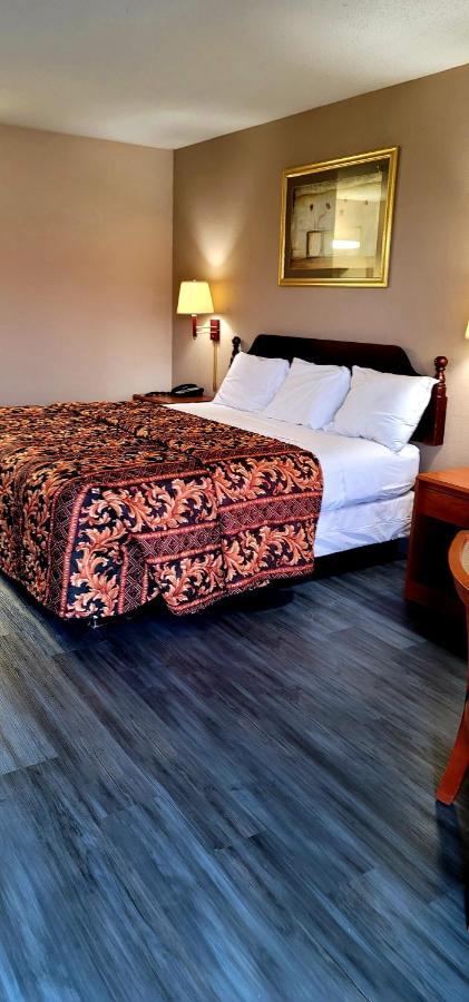 Regency Travel Inn Hayti Kültér fotó